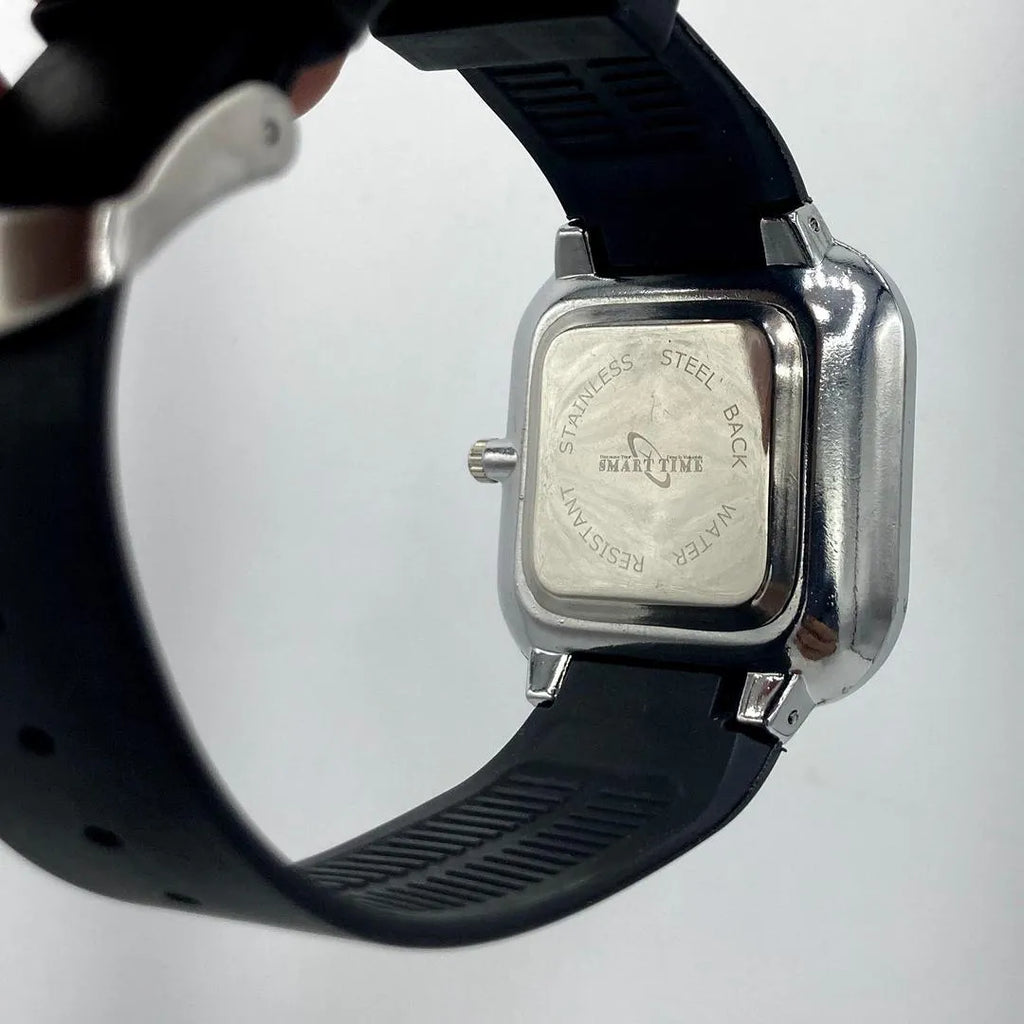 Analog Quartz Watch - Black Dial