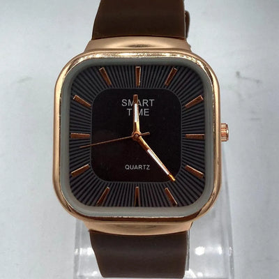 Stylish Square Dial Quartz Watch