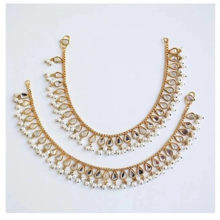 New Elegant Female Kundan Gold Anklet