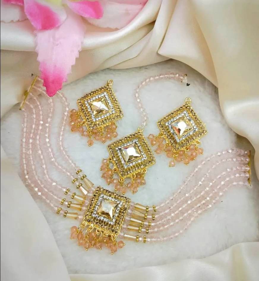 Pearl Choker Patti Set with Earrings and tika