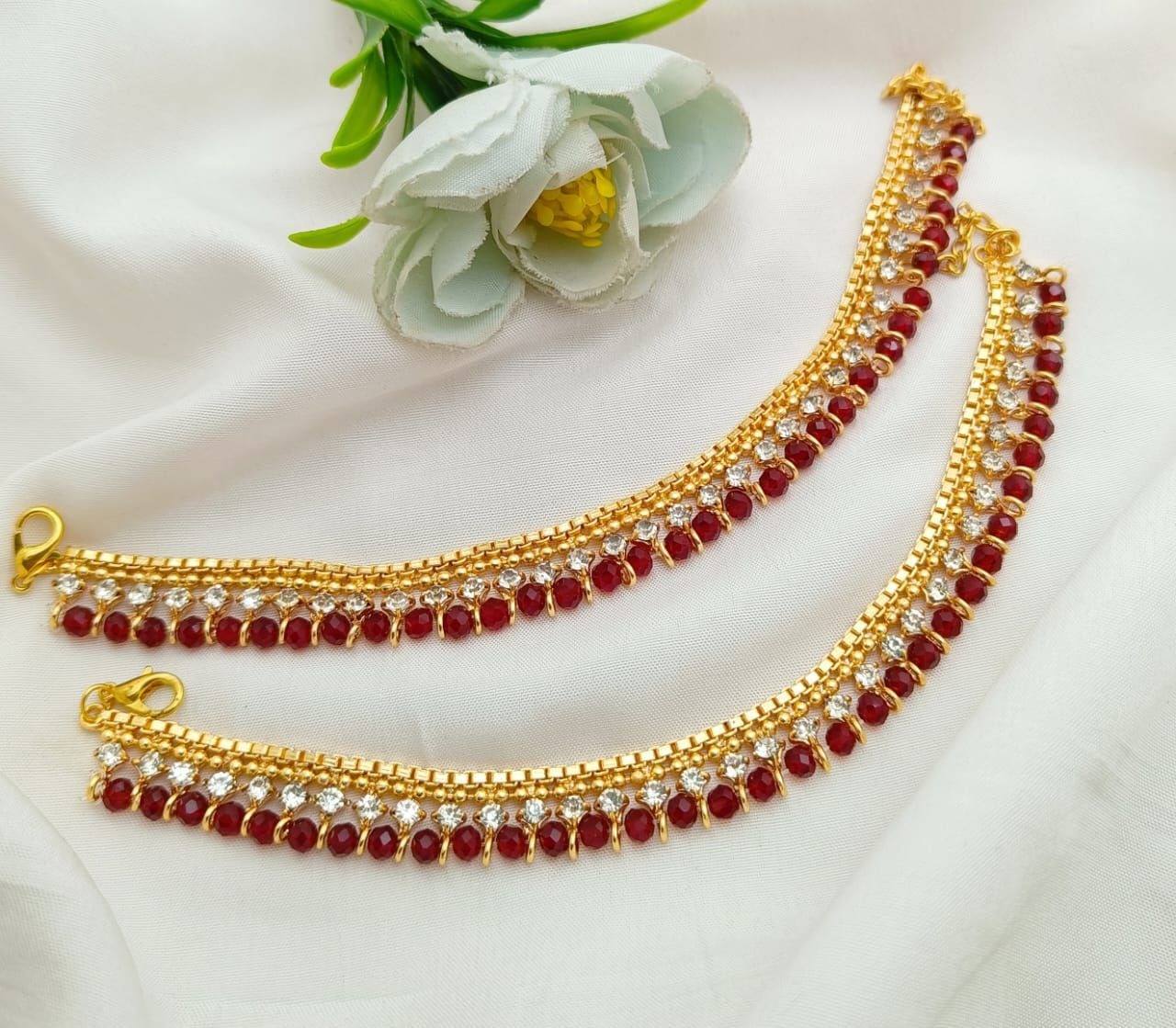 Pazeb (payal) Fancy manjos crystals payal